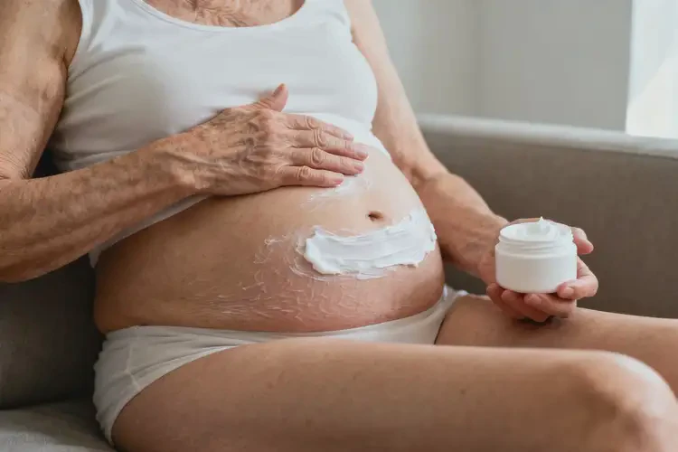 老年人肚子上起湿疹能够彻底治愈吗(图3)