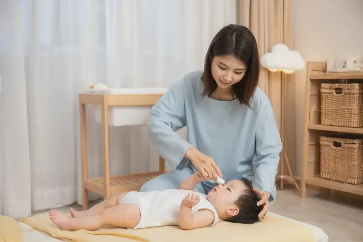 嬰幼兒肚子上容易長濕疹能徹底自愈嗎(圖2)