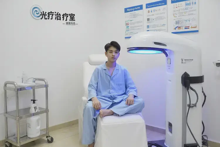 青少年面部容易長濕疹可不可以徹底自愈(圖1)