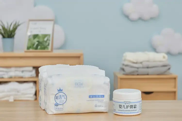 嬰兒屁股上容易起濕疹能徹底自愈嗎(圖3)