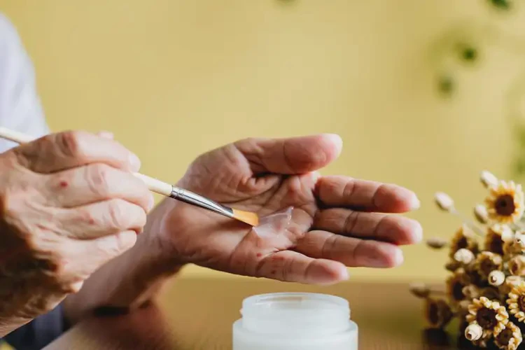 老年人手上有濕疹能不能徹底自愈(圖3)