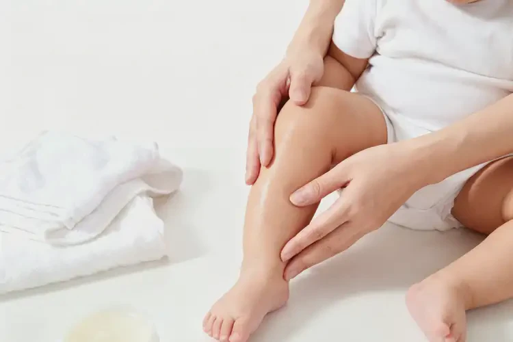 寶寶小腿上偶爾長(zhǎng)濕疹能夠徹底治愈嗎(圖4)