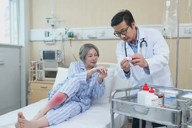 產(chǎn)婦大腿容易長濕疹不管它會自己痊愈嗎(圖1)