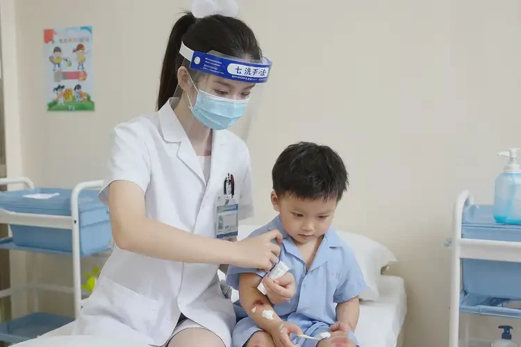 幼儿屁股上有湿疹能够彻底治愈吗(图3)