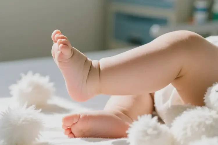 寶寶小腿偶爾長濕疹能徹底自愈嗎(圖1)