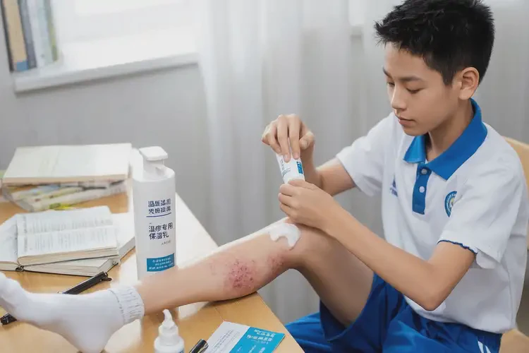 中學(xué)生大腿上有濕疹不管它會自己痊愈嗎(圖3)