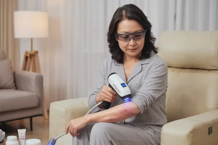 女人屁股起濕疹不管它會自己自愈嗎(圖1)