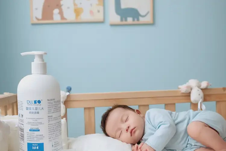 小孩屁股上長(zhǎng)濕疹不管它會(huì)自己好嗎(圖1)