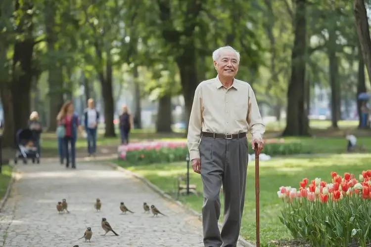 老人全身經(jīng)常起濕疹不管它會自己自愈嗎(圖1)