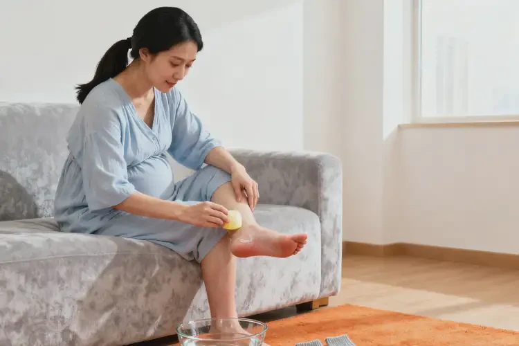 哺乳期媽媽腳上起濕疹不管它會自己好嗎(圖1)