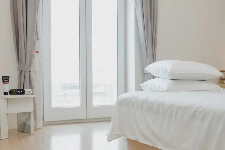 男人四肢出現(xiàn)濕疹能徹底自愈嗎(圖1)