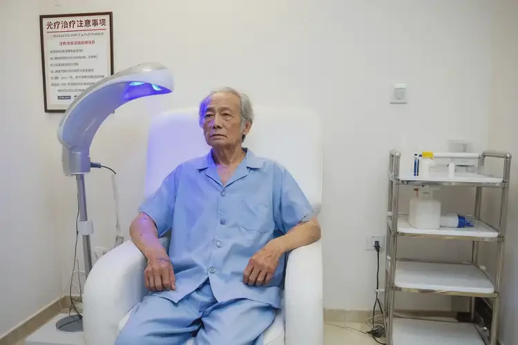 老年人大腿经常起湿疹可以彻底自愈吗(图3)