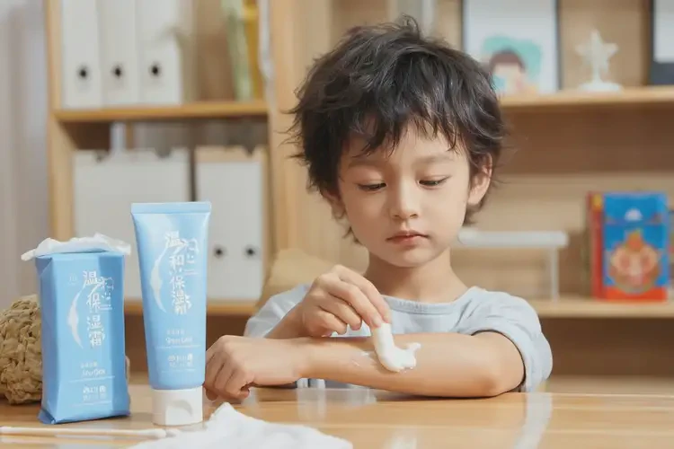 小兒腳上長濕疹能徹底自愈嗎(圖2)