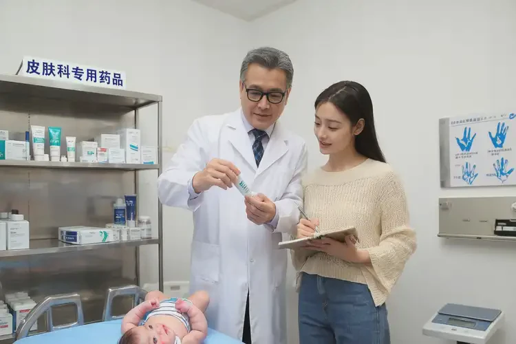 寶寶肚子起濕疹能夠徹底治愈嗎(圖2)