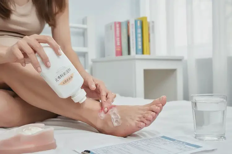 哺乳期妈妈脚上长湿疹能彻底自愈吗(图4)