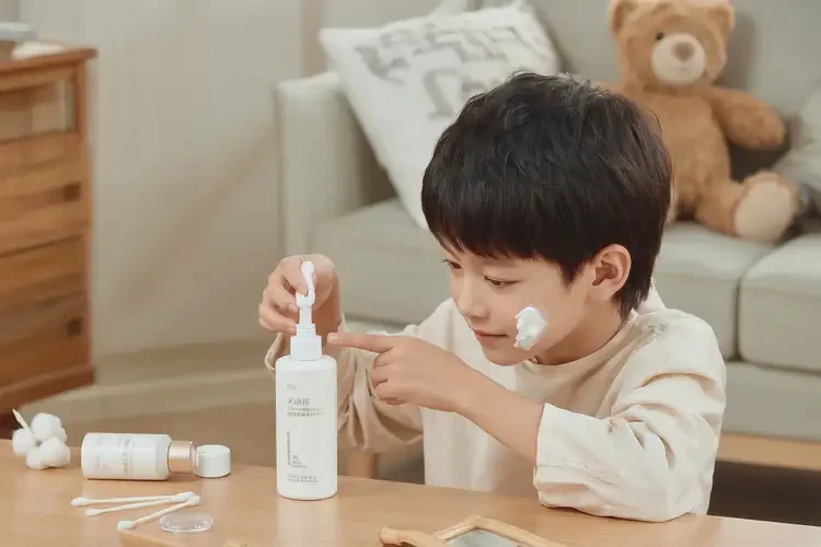 孩子面部出現濕疹能夠徹底治愈嗎(圖2)