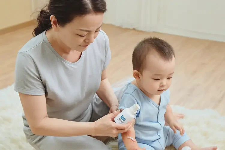 幼儿手臂上出现湿疹可不可以彻底自愈(图3)