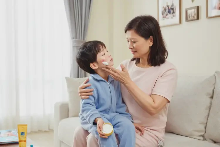 兒童面部偶爾起濕疹不管它會自己好嗎(圖3)