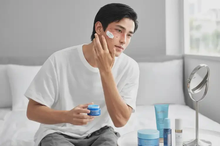 青年人腳上偶爾長濕疹不管它會自己好嗎(圖1)