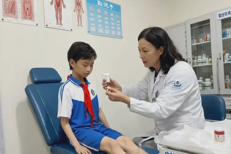 小學(xué)生屁股有濕疹能不能徹底自愈(圖3)