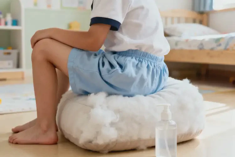 小學(xué)生屁股上出現(xiàn)濕疹可不可以徹底自愈(圖1)