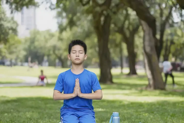 中學(xué)生面部容易起濕疹不管它會自己痊愈嗎(圖1)