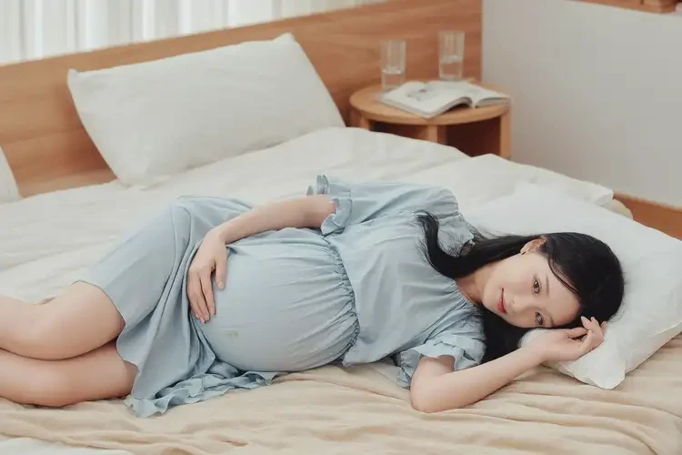 產(chǎn)婦肚子上長(zhǎng)濕疹能靠自己自愈嗎(圖2)