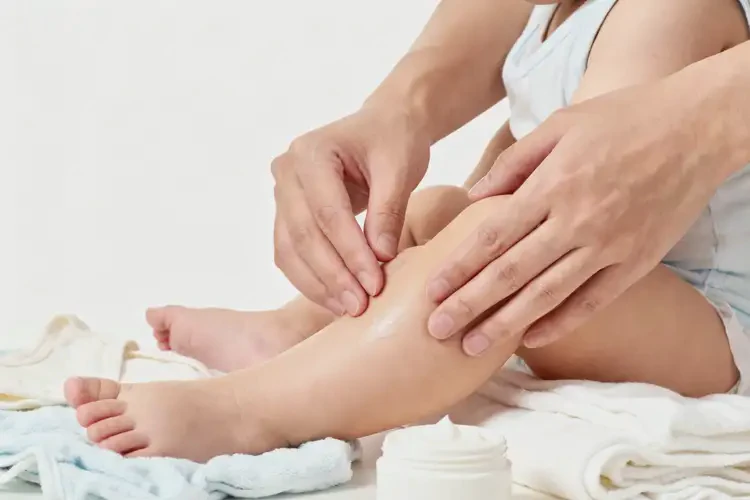 寶寶四肢偶爾長濕疹能靠自己自愈嗎(圖1)