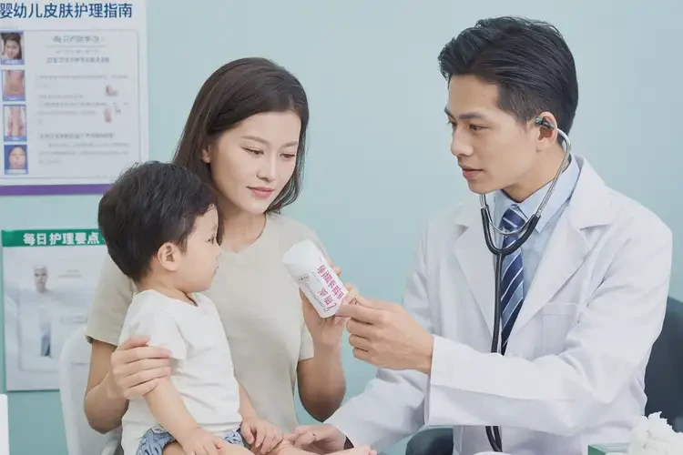 幼兒面部有濕疹不管它會自己痊愈嗎(圖2)