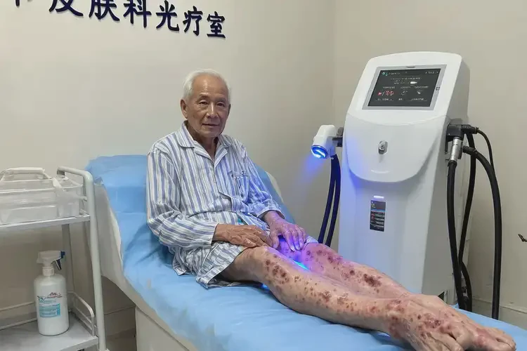 高齡老人大腿上長濕疹能徹底自愈嗎(圖2)