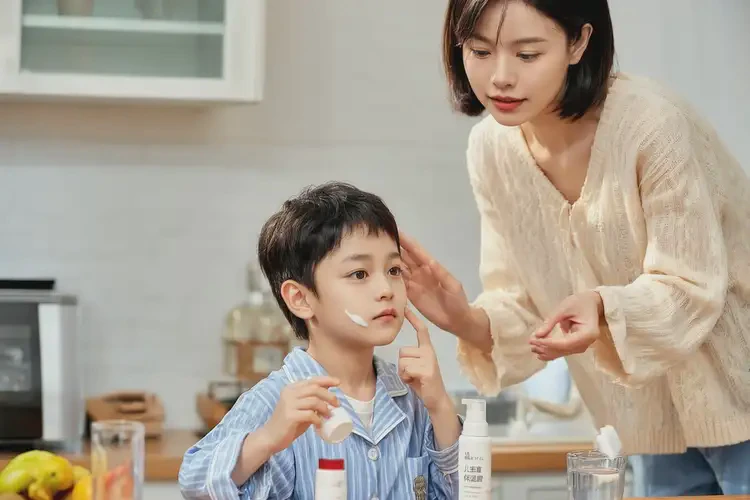 小學(xué)生屁股上起濕疹能靠自己自愈嗎(圖2)