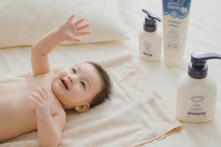 新生兒身上起濕疹能徹底自愈嗎(圖3)