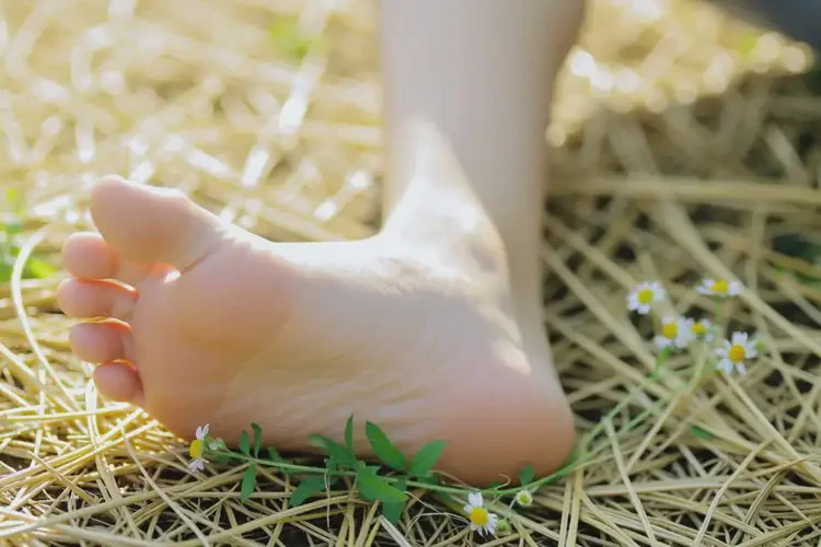 男人腳上長濕疹不管它會自己自愈嗎(圖2)