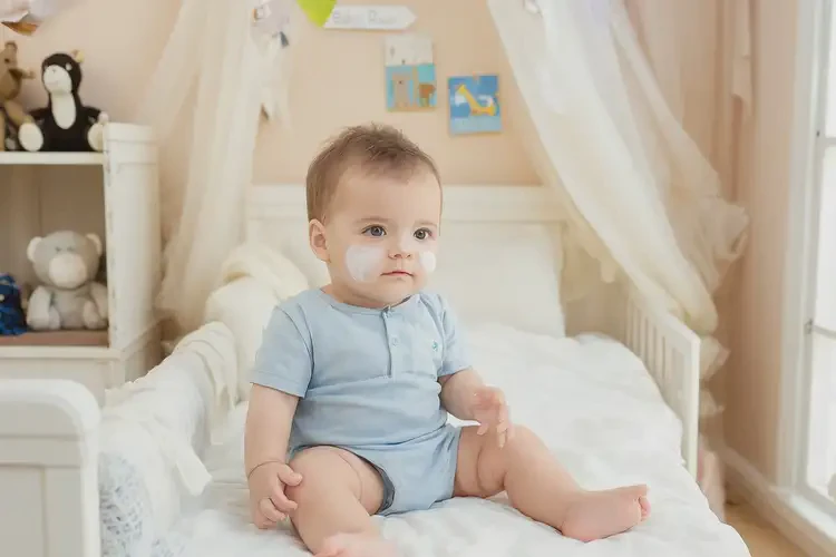 嬰兒面部經(jīng)常長(zhǎng)濕疹能徹底自愈嗎(圖3)