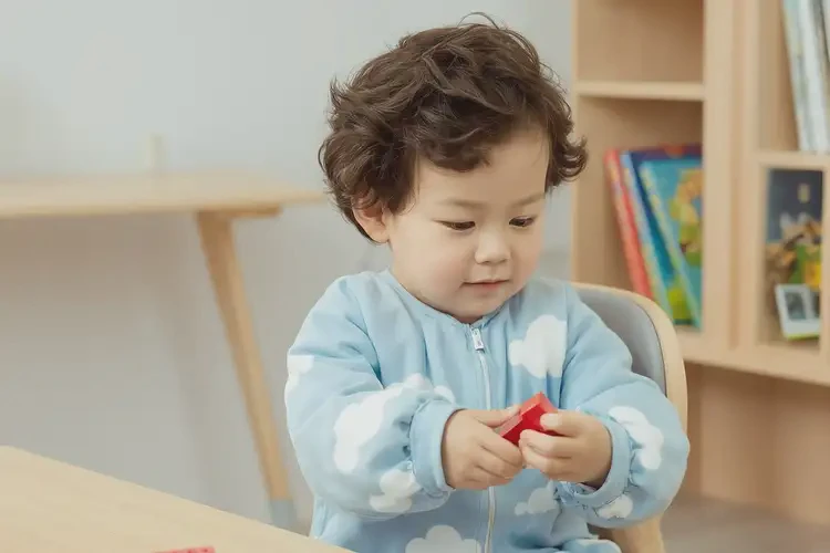 兒童小腿經(jīng)常起濕疹能靠自己自愈嗎(圖1)