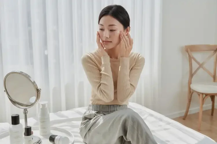 女生肚子偶爾起濕疹不管它會(huì)自己自愈嗎(圖2)