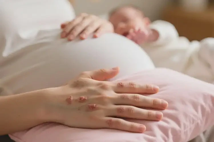 孕婦手上出現(xiàn)濕疹能夠徹底治愈嗎(圖1)