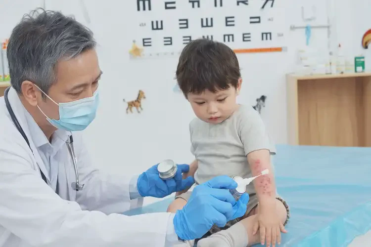 幼兒全身容易起濕疹能徹底自愈嗎(圖3)