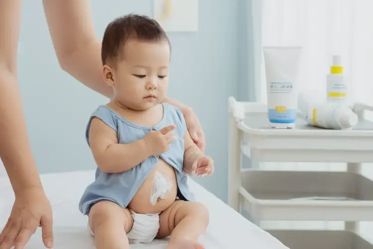 孩子肚子上起濕疹能夠徹底治愈嗎(圖2)