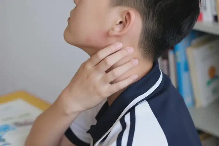 中學(xué)生脖子上長濕疹不管它會(huì)自己好嗎(圖4)