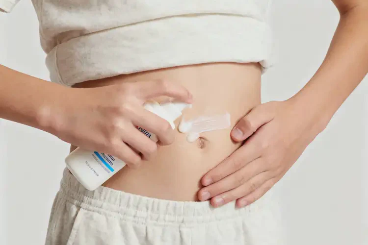 青少年肚子上偶尔起湿疹不管它会自己好吗(图1)