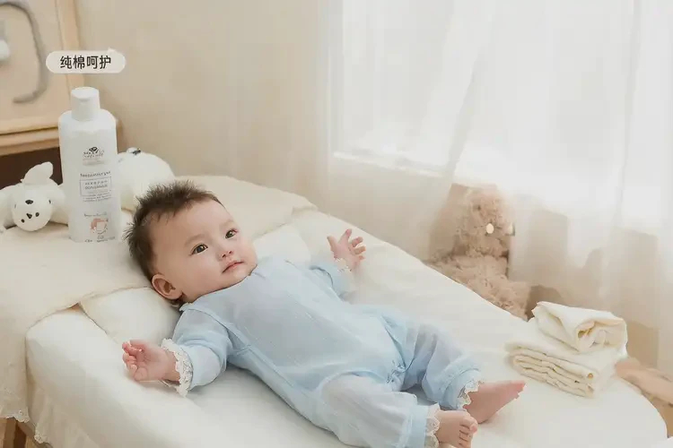 嬰兒小腿經(jīng)常起濕疹能靠自己自愈嗎(圖1)