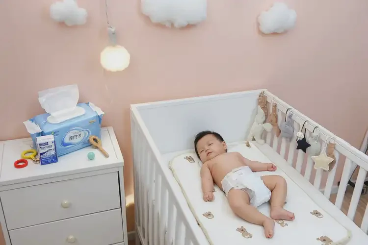 嬰幼兒肛周出現(xiàn)濕疹不管它會自己痊愈嗎(圖3)