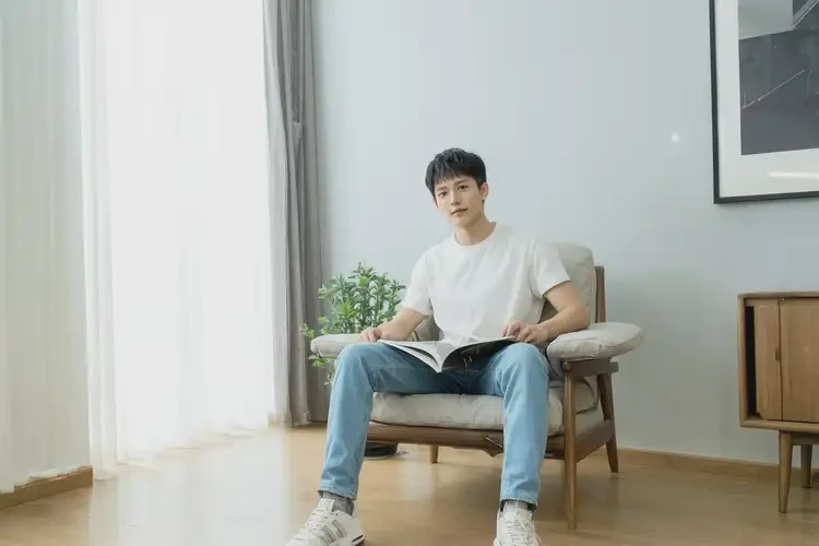 青年人大腿上經(jīng)常長濕疹能不能徹底自愈(圖2)