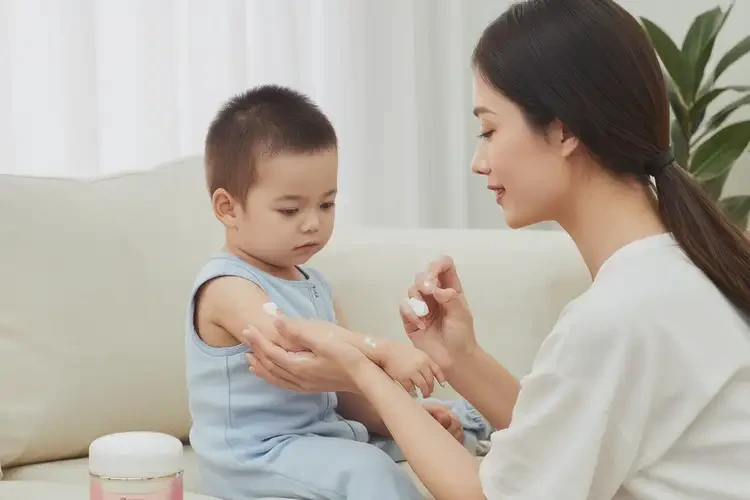 小孩手臂上經(jīng)常長(zhǎng)濕疹能靠自己自愈嗎(圖3)