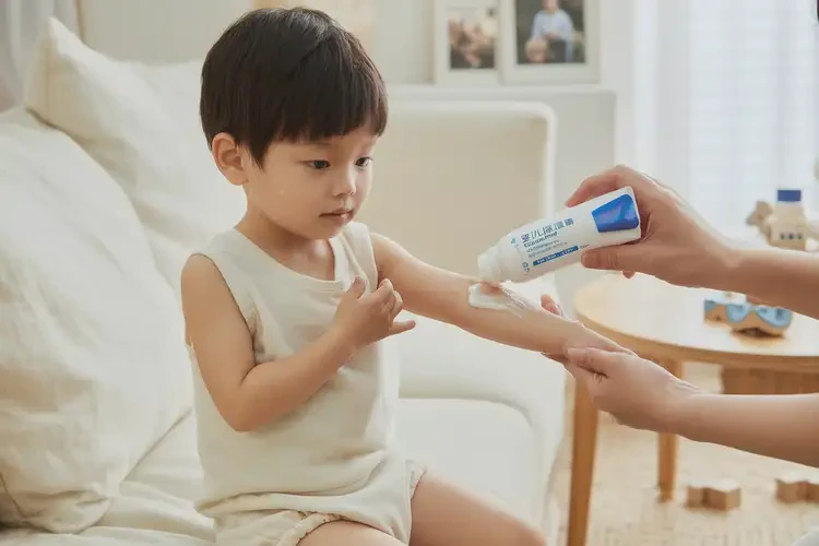 少兒四肢容易長濕疹可不可以徹底自愈(圖1)