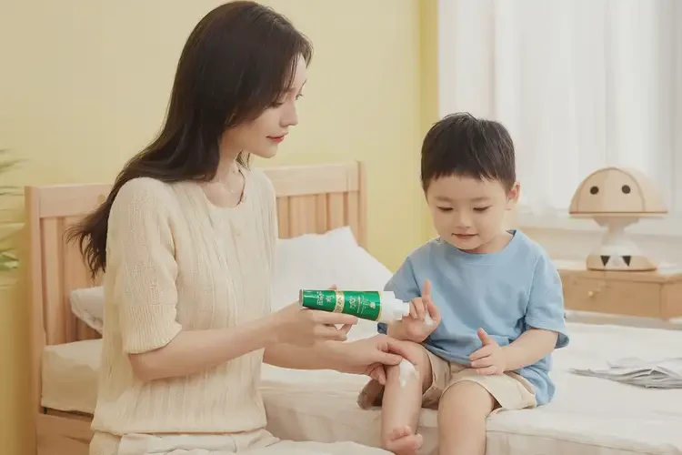 兒童小腿長(zhǎng)濕疹能夠徹底治愈嗎(圖3)