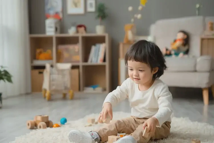 小孩手上有濕疹不管它會(huì)自己自愈嗎(圖1)