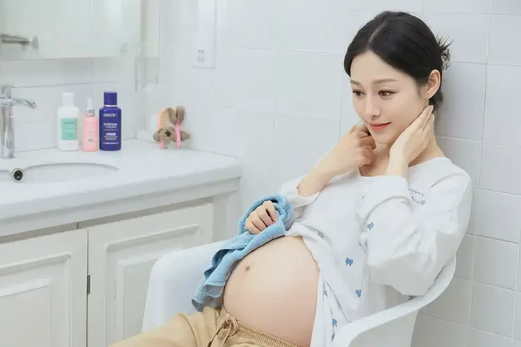 孕婦肛周出濕疹不管它會(huì)自己自愈嗎(圖3)