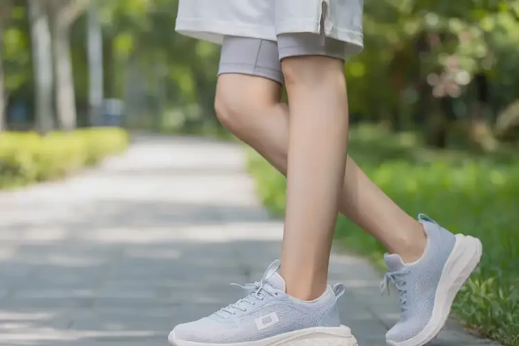 女性腳上容易長濕疹能靠自己自愈嗎(圖2)